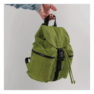 BAGGU Sport Backpack in Avocado